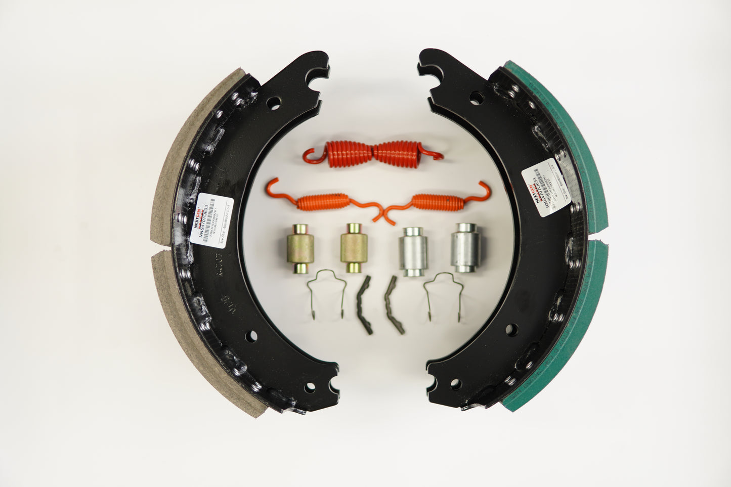 NNK4707Q33 New Brake Shoe Kit 16.5 X 7