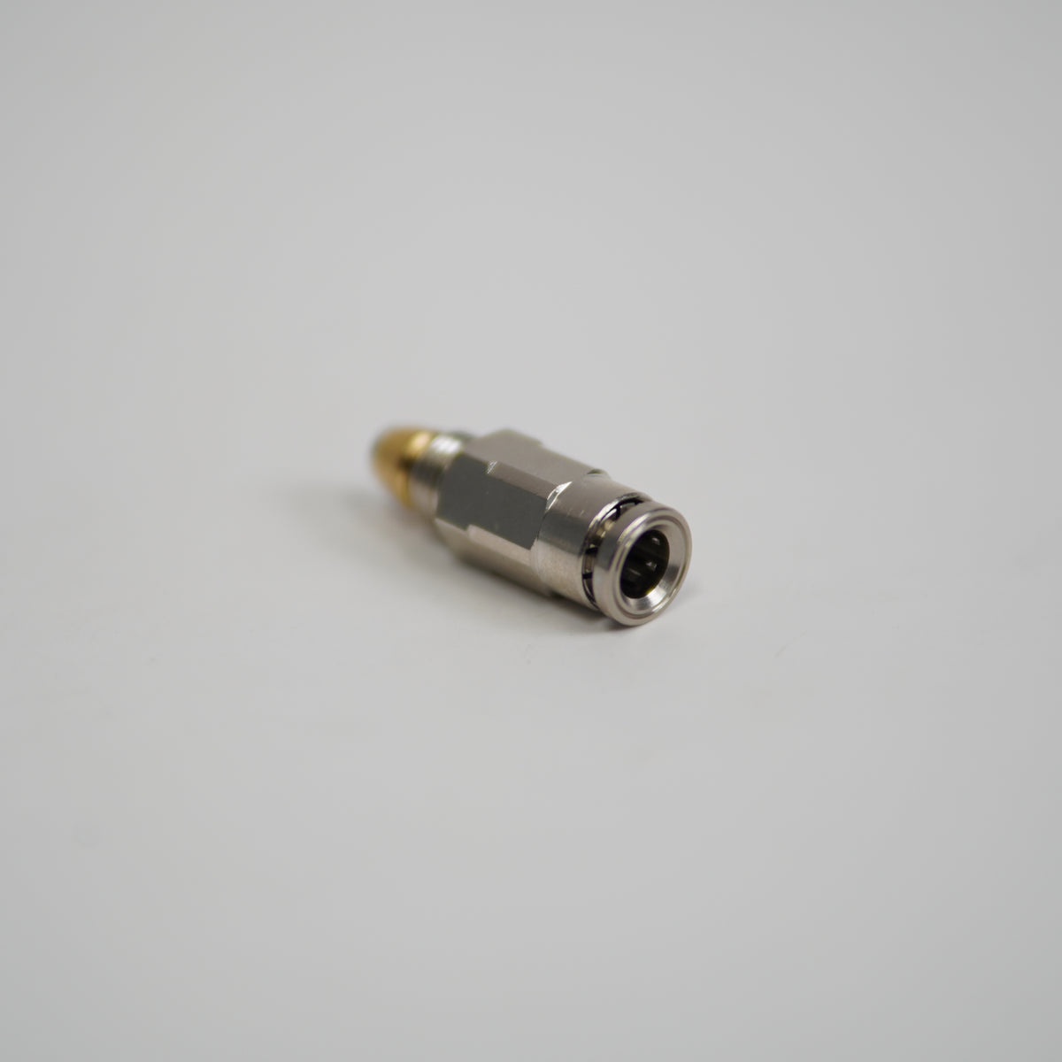 Lincoln Industrial 272658 SSV Valve Outlet Adapter With Check 10mm