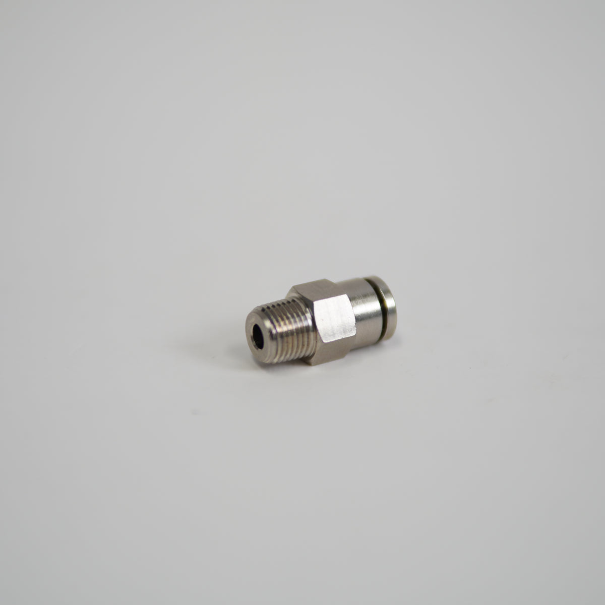 Lincoln Industrial 272659 1/4'' Tube x 1/8'' NPT Male Straight Fitting